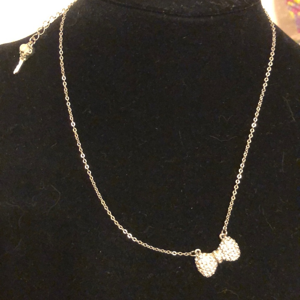 NWOT BETSY JOHNSON RHINESTONE BOW NECKLACE